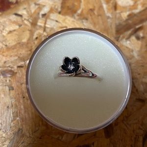 Pandora Ring